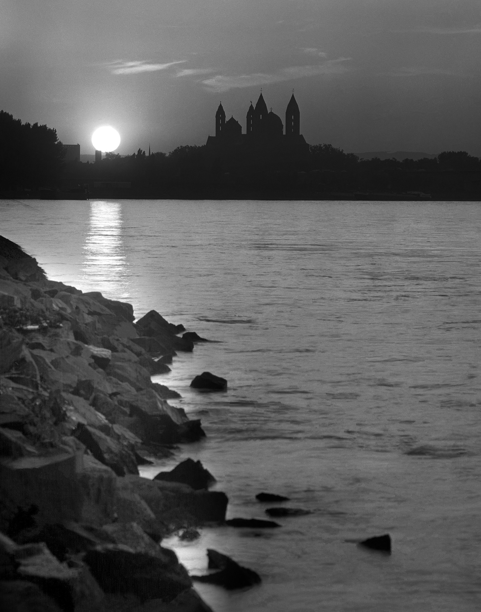 Speyer, Der Speyerer Dom im Sonnenuntergang