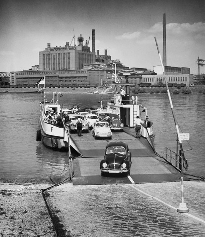 Robert Häusser: Altrip, Rheinfähre nach Mannheim, 1963