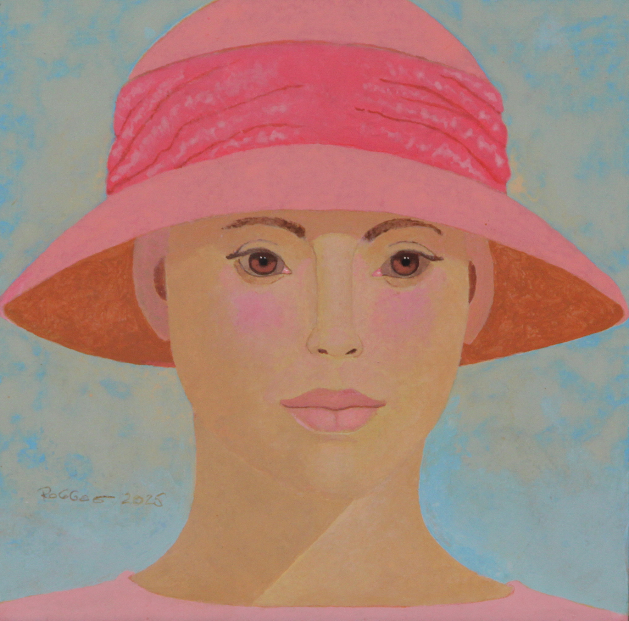 Junge Frau mit rosa Hut