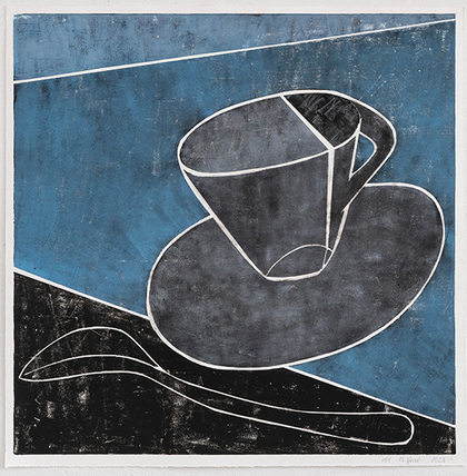 Martina Geist: Tasse, Löffel auf Blau II, 2023